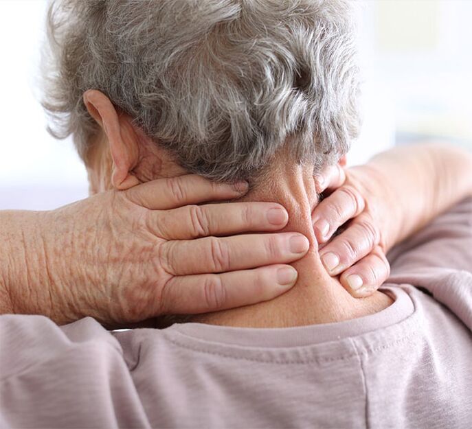 Dzemdes kakla osteohondrozes simptomi norāda uz nepieciešamību pēc slimības ārstēšanas